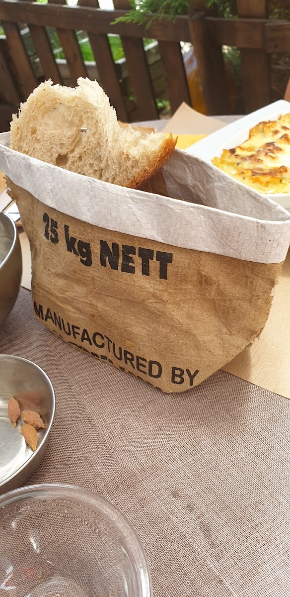 Restaurant Ici T'es Ailleurs-10